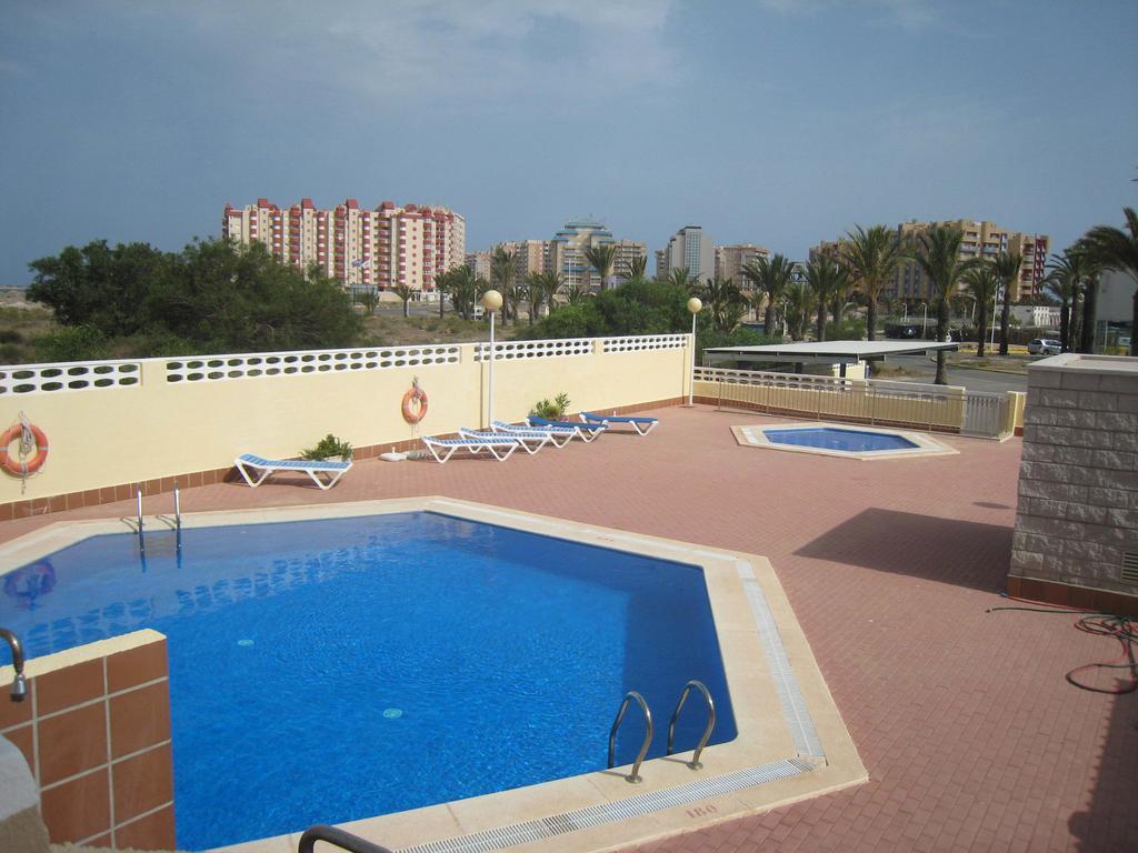 Apartamentos Turisticos Puerto Tomas Maestre La Manga del Mar Menor Pokoj fotografie