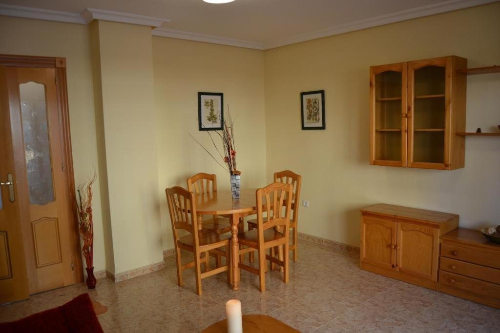 Apartamentos Turisticos Puerto Tomas Maestre La Manga del Mar Menor Pokoj fotografie